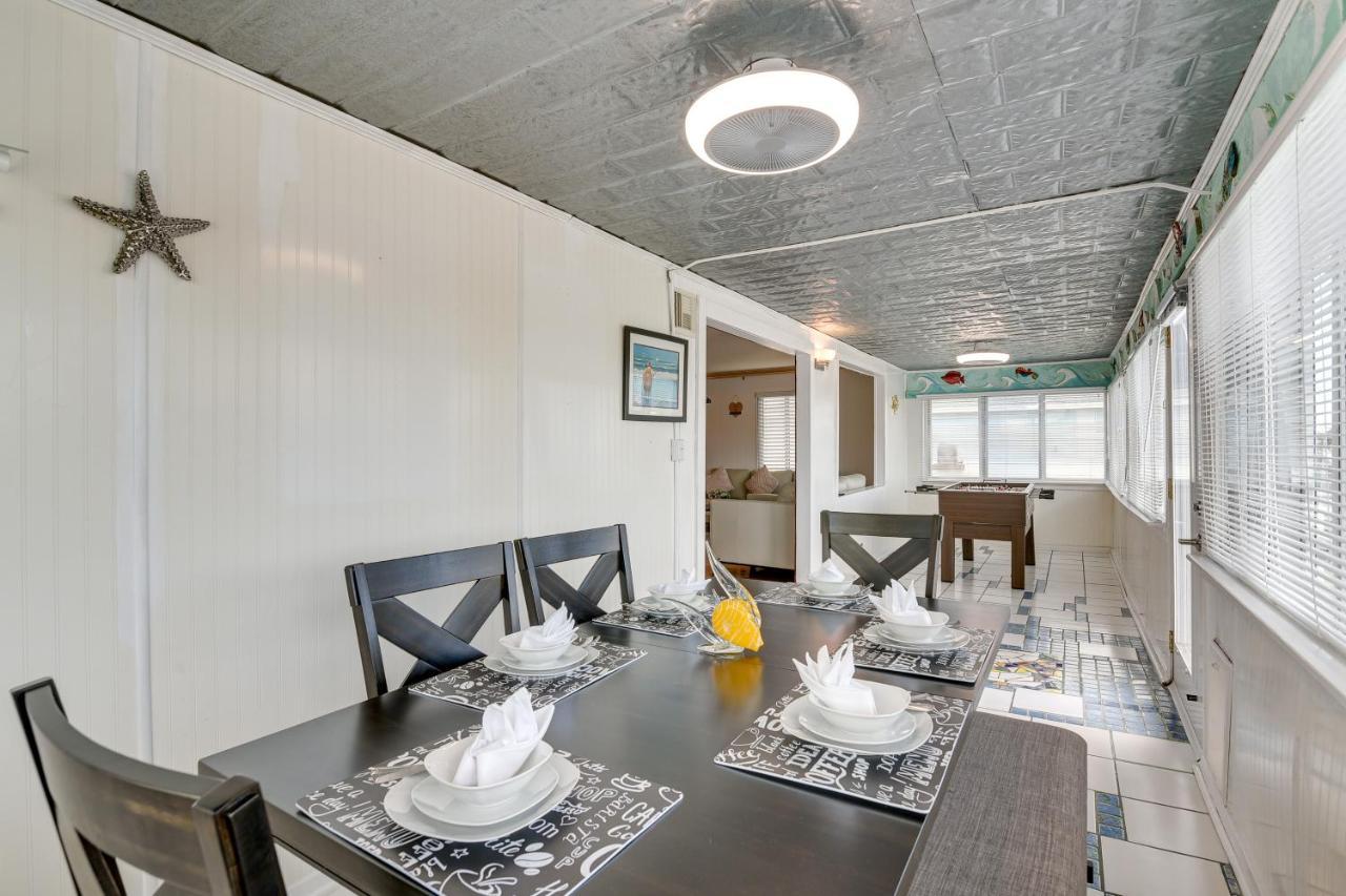 Waterfront Galveston Bay Retreat - 4 Mi To Beach! 외부 사진